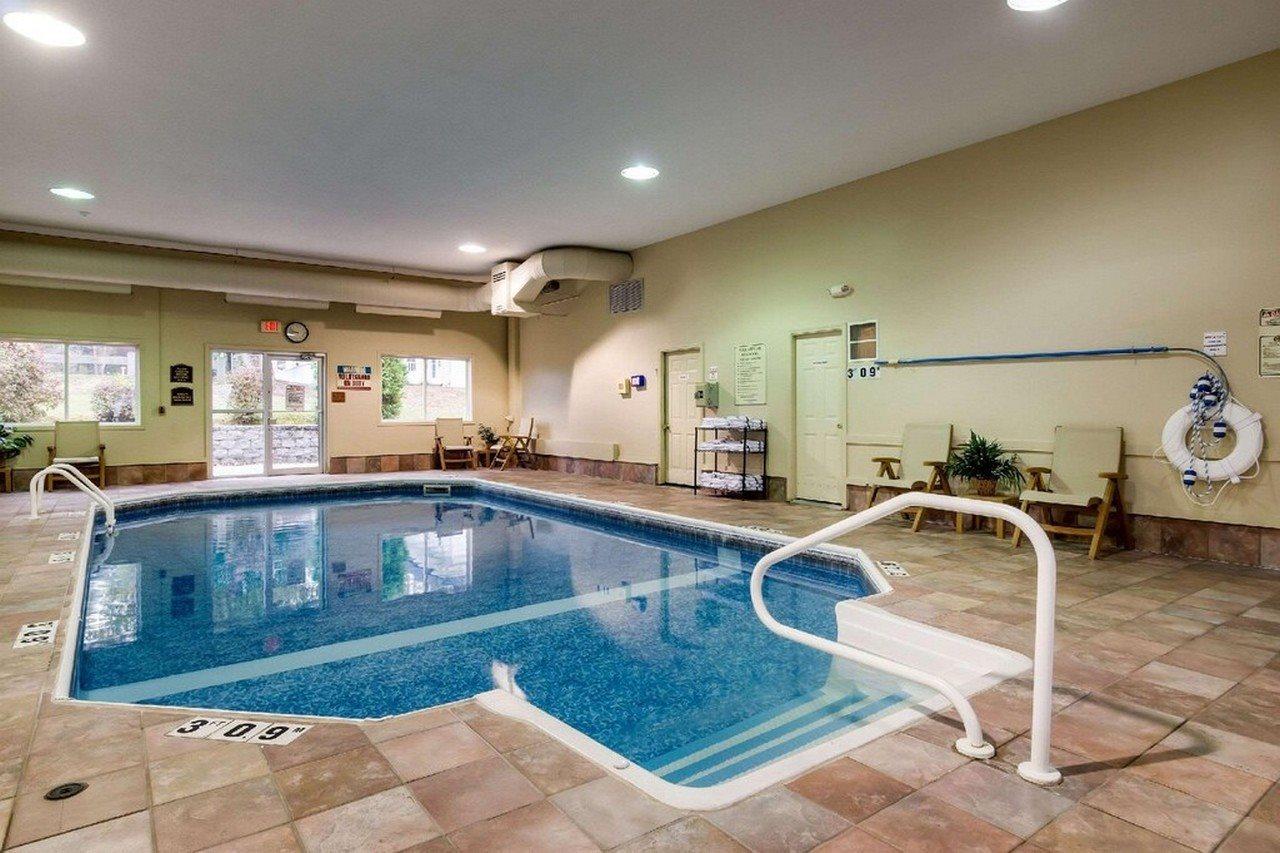 Towneplace Suites By Marriott Hadley Amherst エクステリア 写真