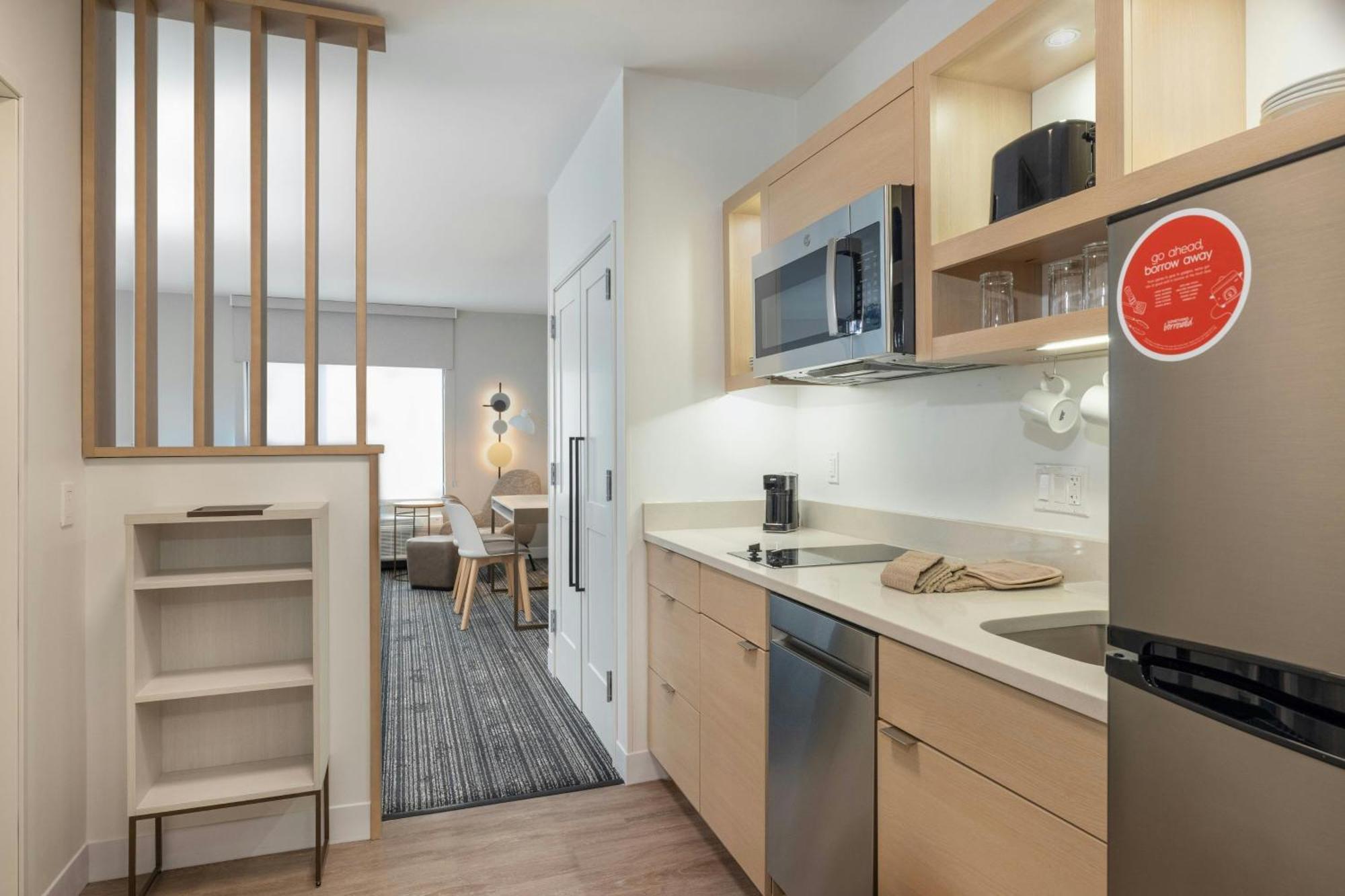Towneplace Suites By Marriott Hadley Amherst エクステリア 写真