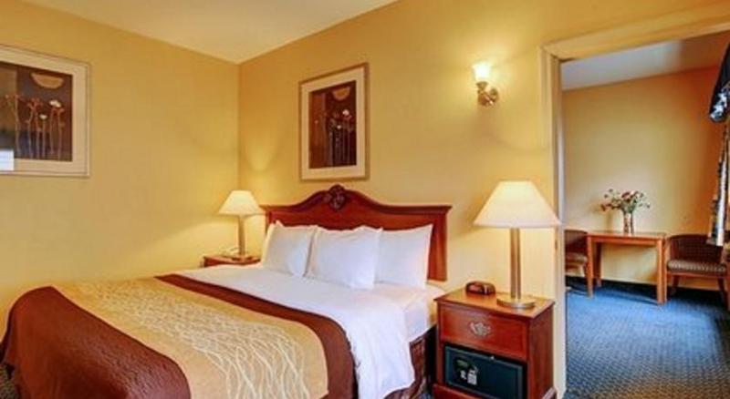 Towneplace Suites By Marriott Hadley Amherst エクステリア 写真