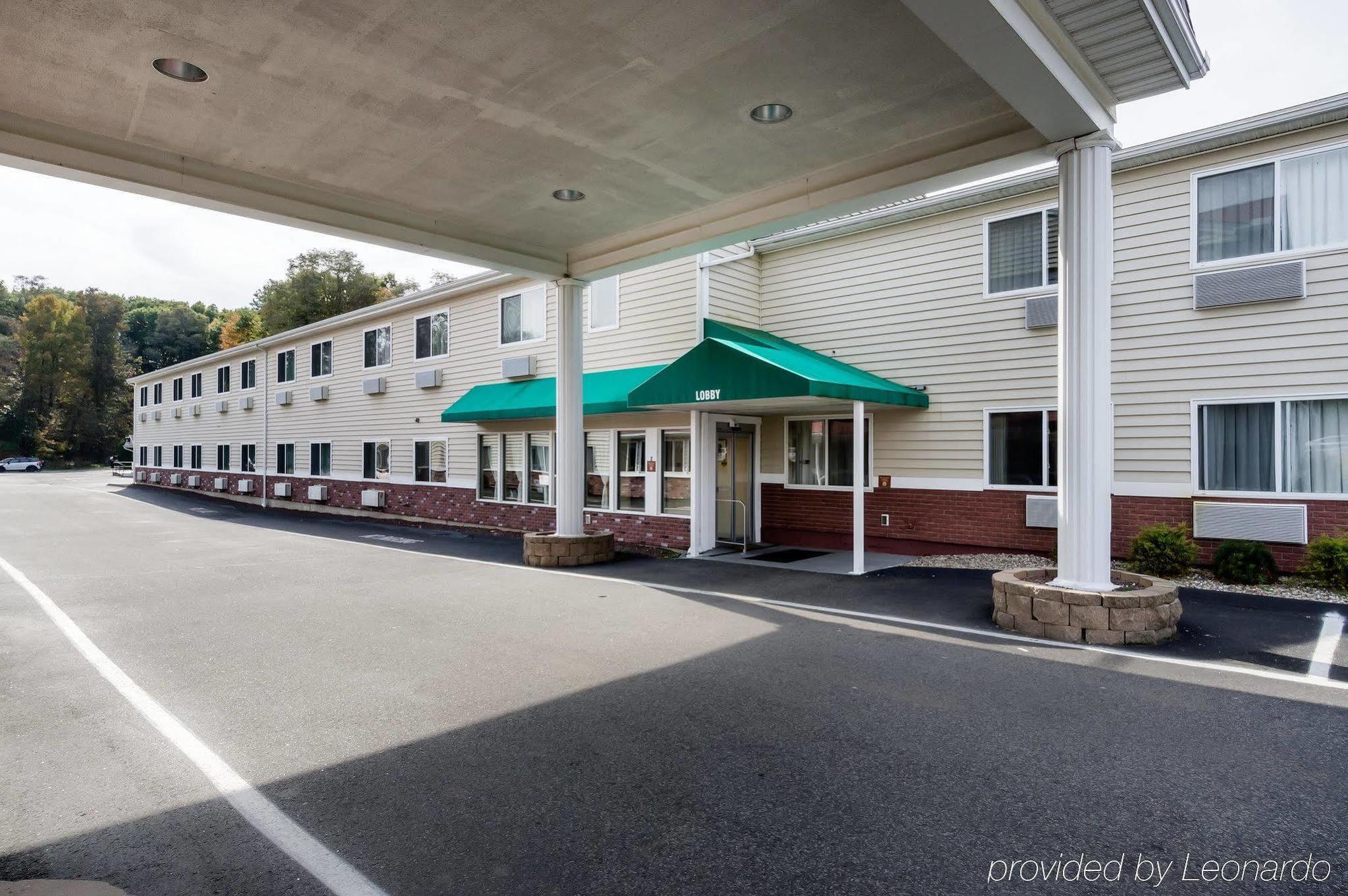 Towneplace Suites By Marriott Hadley Amherst エクステリア 写真